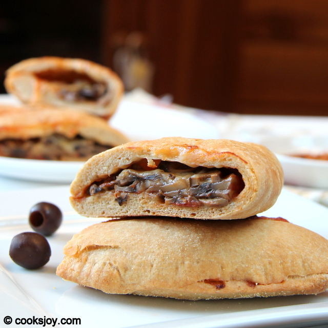 Calzone Final 2 Vegetable Calzone | Cooks Joy