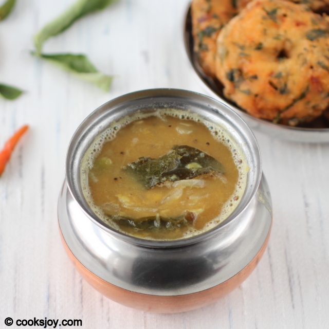 Onion Sambar (Venkaya Sambar) | Cooks Joy