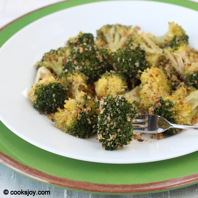 Broccoli Garlic Bread Crumb Fry | Cooks Joy