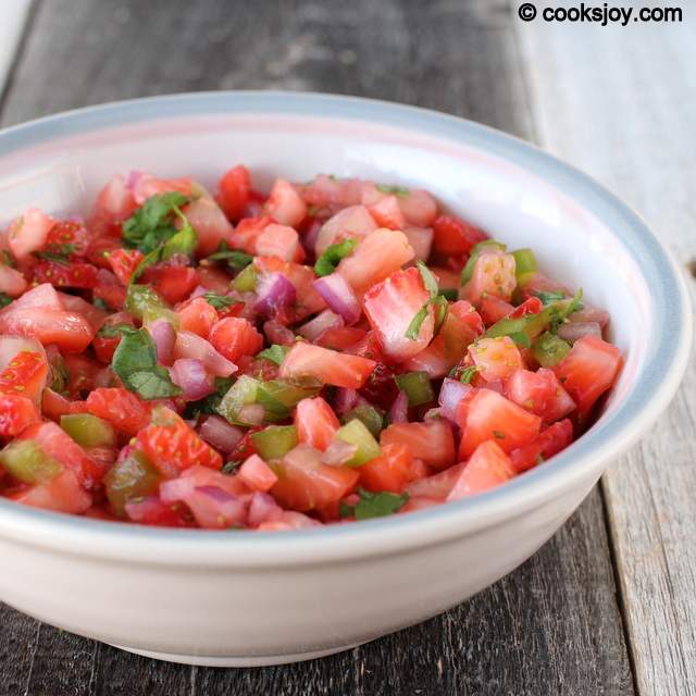 Strawberry Salsa (Salad) | Cooks Joy