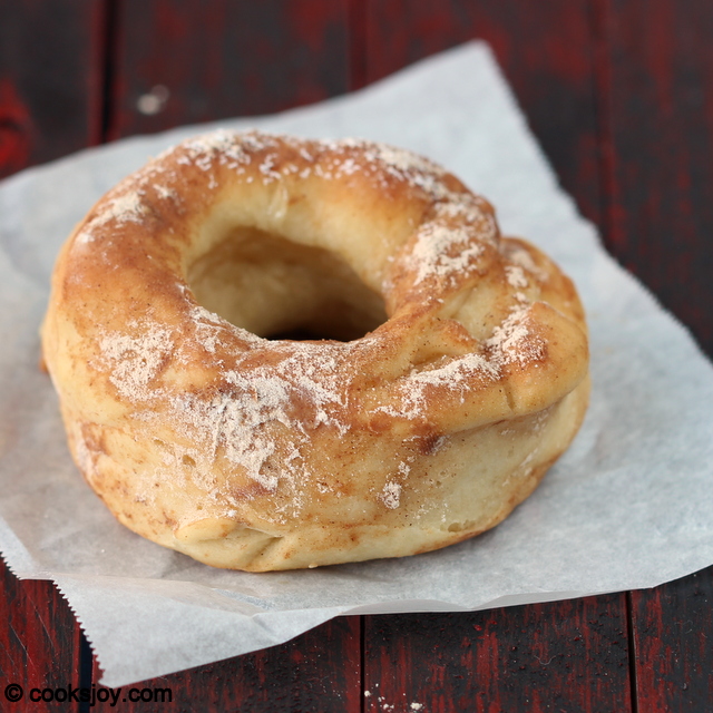 Baked Doughnuts with Cinnamon Sugar | Cooks Joy