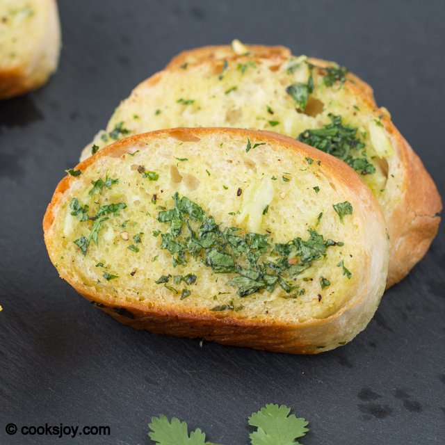 Cilantro Garlic Bread | Cooks Joy