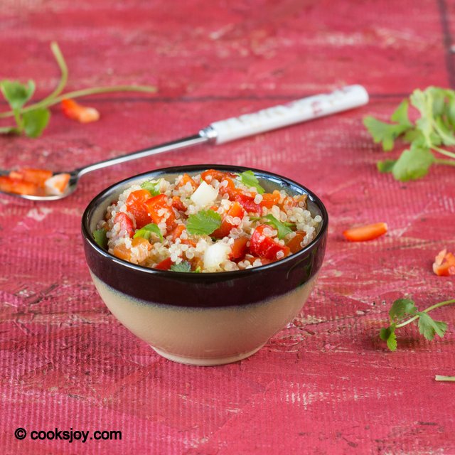 Roasted Pepper Quinoa Salad | Cooks Joy