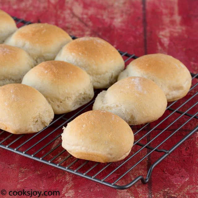 Dinner Rolls 5 minutes a day | Cooks Joy